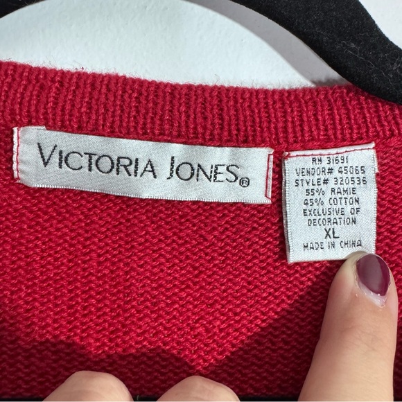 Victoria Jones Red Beaded Holiday Cardigan Sweater, Women’s XL Coquette - Picture 4 of 7